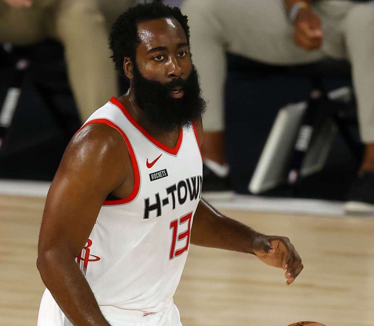 场中寻求生 场中寻求生