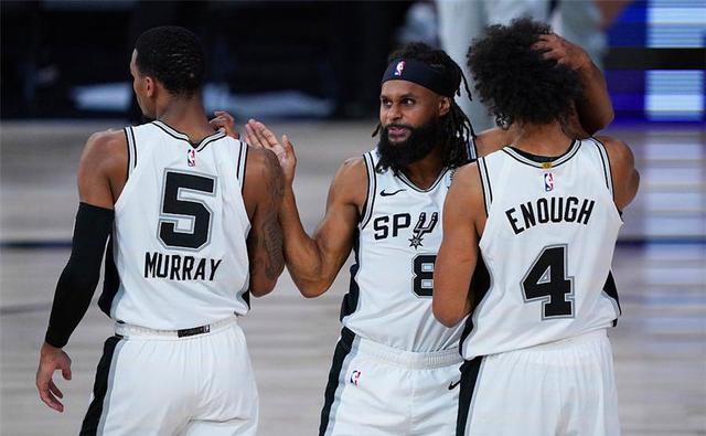 费城内线的 费城内线的